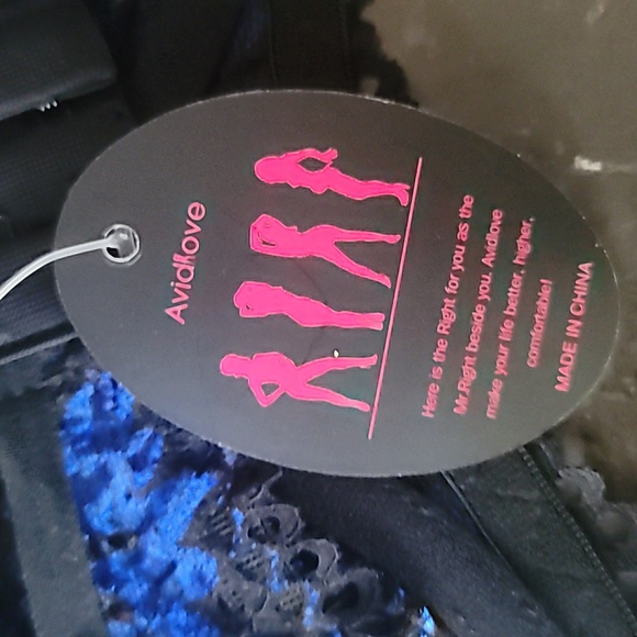 Avidlove Blue and Black 3-Piece Bra, Garter, and G-String Sexy Lace Lingerie, L - Picture 5 of 15